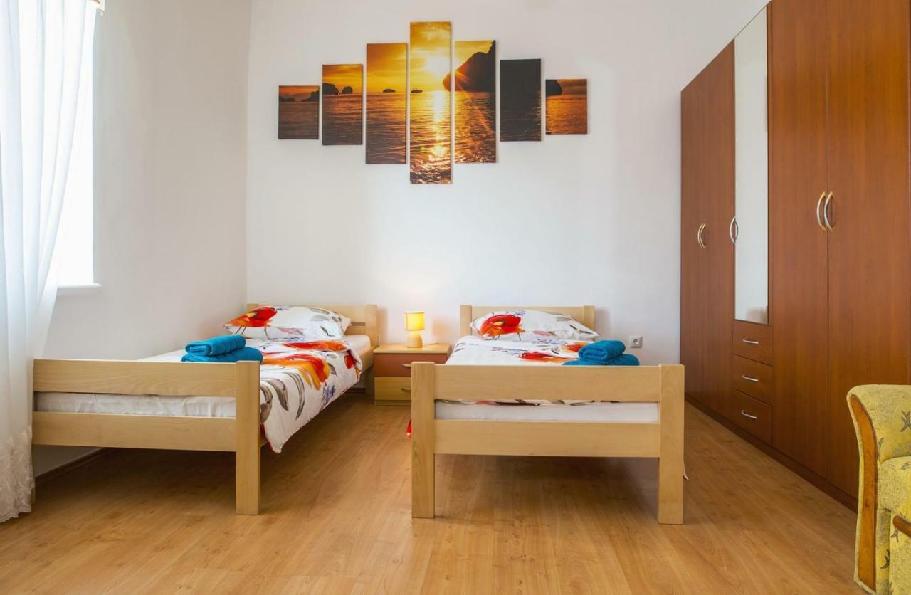 Apartment Stefania Koromačno Zewnętrze zdjęcie