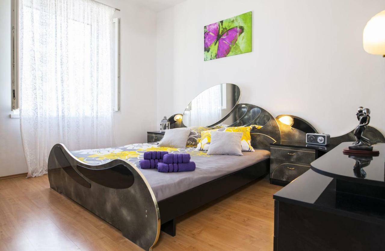 Apartment Stefania Koromačno Zewnętrze zdjęcie
