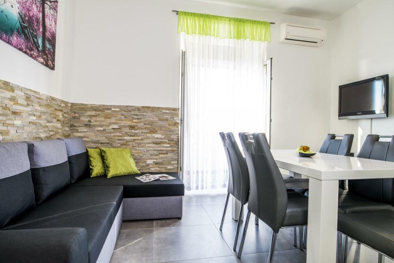 Apartment Stefania Koromačno Zewnętrze zdjęcie